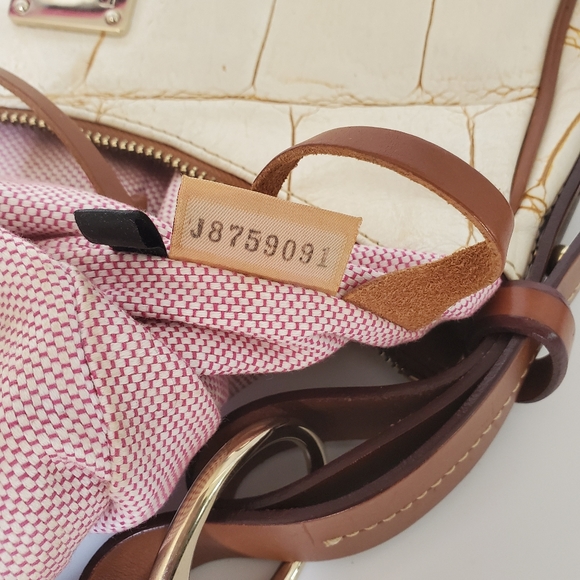 Authentic Dooney and Bourke crocodile embossed Shoulder bag - Picture 8 of 8